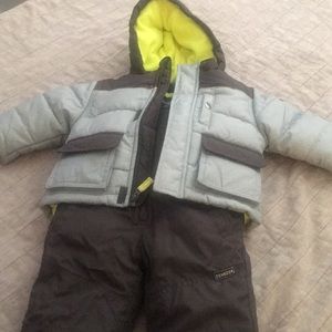 New Baby snow suit w/ tags